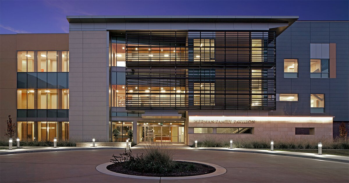 Queen’s Cancer Center at Queen’s Medical Center