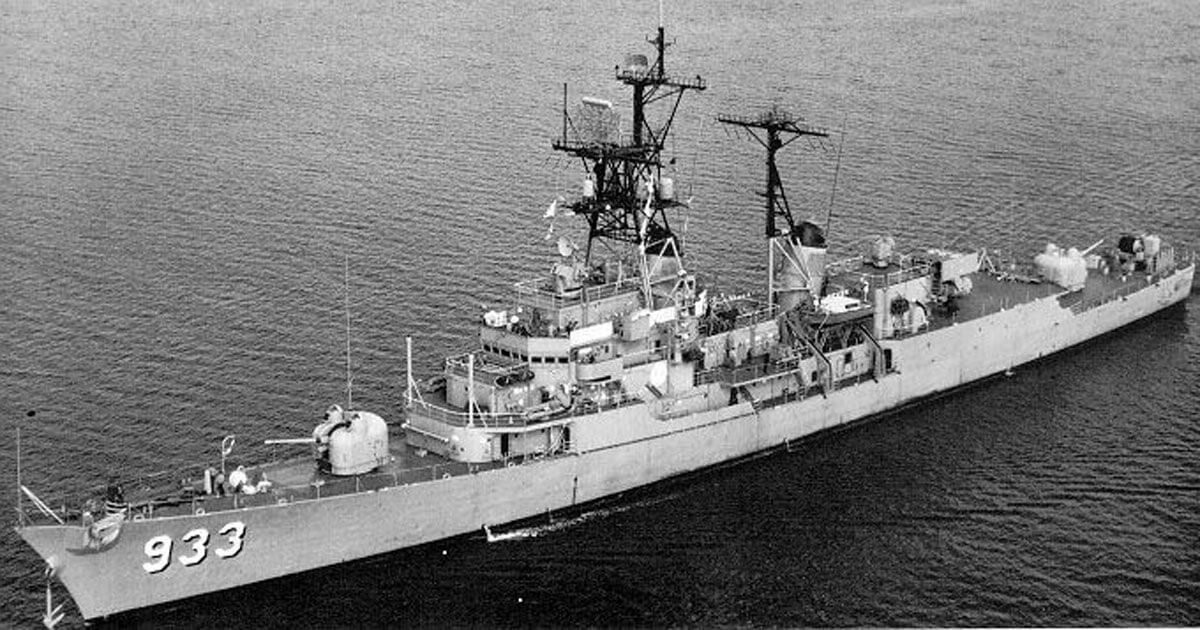 USS_Barry