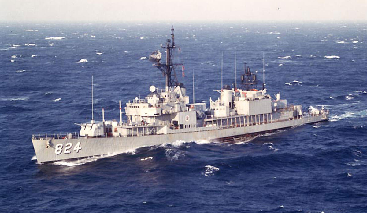 USS_Basilone