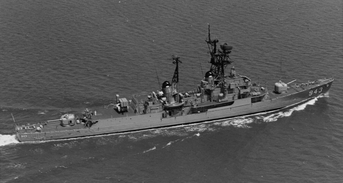 USS_Blandy_(DD-943)